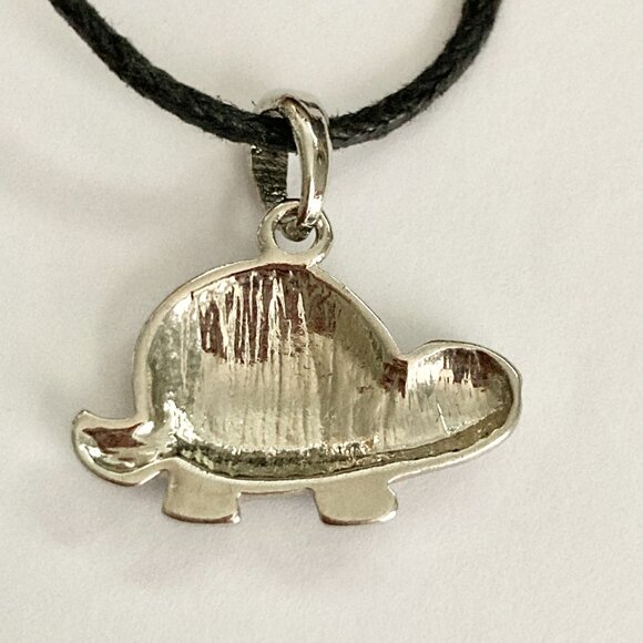 Vintage Mood Sea Turtle Pendant Necklace Liquid Crystal Thermochromic 80s 18" - Picture 7 of 8